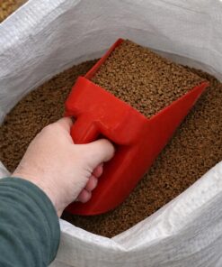 3 Quart Enclosed Feed Scoop Livestock – 2 Pack Stackable Pet Food Red Scoops, Durable Super Heavy-Duty Plastic Grain Scooper for Dog, Cat Litter, Flour, Rice, Chicken, Garden...